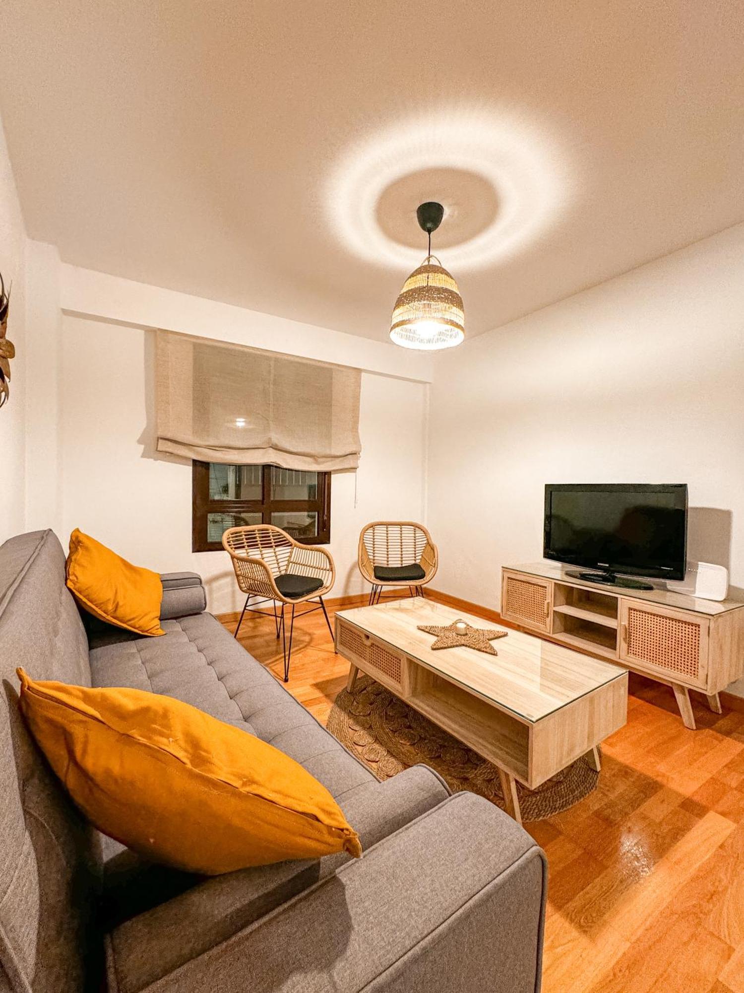 Fuente Piedra Escrita Apartment *